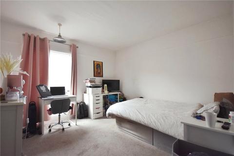 22 Cambridge Road, Clacton-on-sea, CO15 3QJ