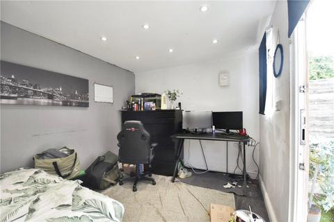 22 Cambridge Road, Clacton-on-sea, CO15 3QJ