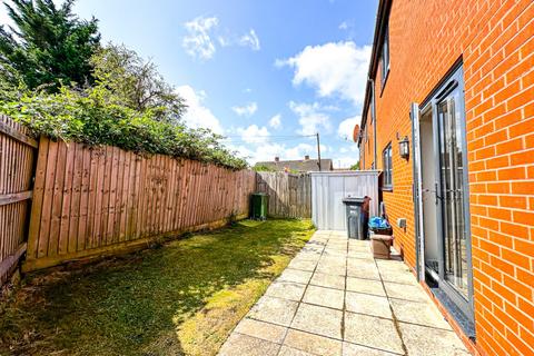 3 bedroom end of terrace house for sale, Patricia Mews, Bridgwater, Somerset, TA6 6ZF