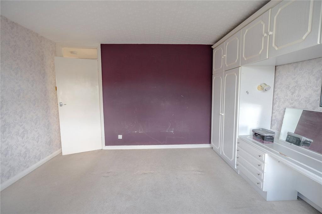 Bedroom 1 (2)