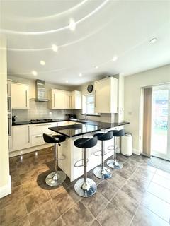 4 bedroom terraced house for sale, Penbury Road, Southall UB2