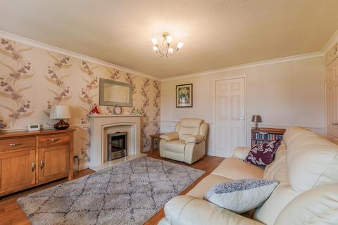 3 bedroom semi-detached house for sale, Warwick Gardens, Nuneaton