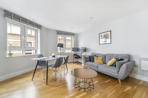 2 bedroom flat for sale, Pepys Street, London