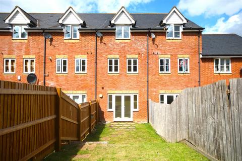 3 bedroom terraced house for sale, Godfrey Gardens, Chartham, Canterbury