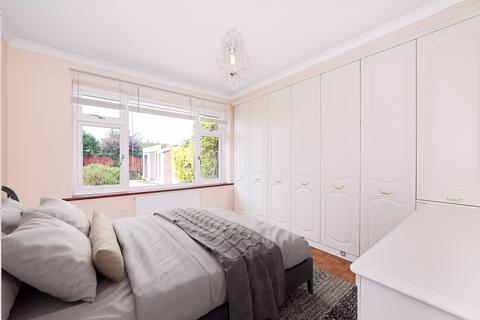 3 bedroom bungalow for sale, Woodmere Avenue,  Croydon, CR0