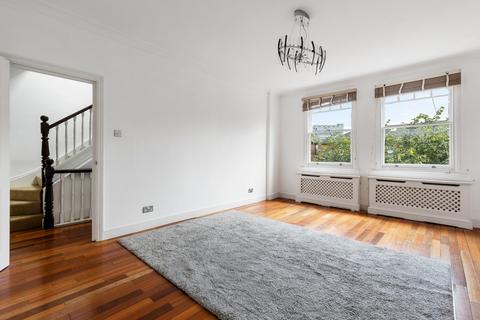 3 bedroom flat for sale, Goldhurst Terrace, South Hampstead, NW6