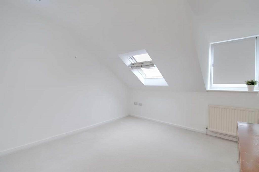 Bedroom2