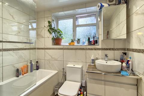 2 bedroom maisonette for sale, Isleworth, TW7