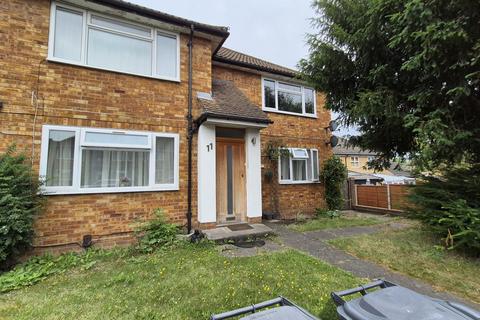 2 bedroom maisonette for sale, Trevor Close, Isleworth, TW7