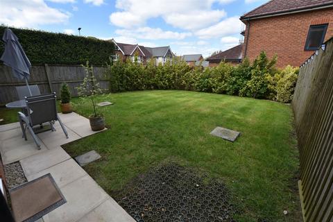 4 bedroom detached house for sale, Claytongate Drive, Preston PR1