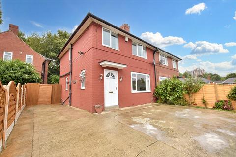 4 bedroom semi-detached house for sale, Lea Farm Grove, Leeds