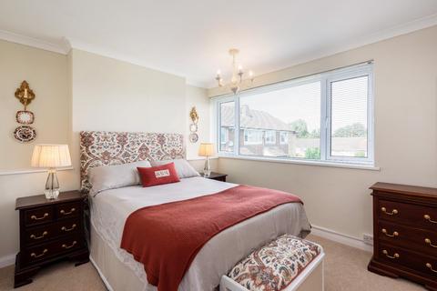 64 Beech Avenue, Bishopthorpe, York, YO23 2RJ