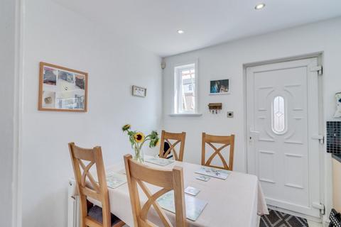 18 Canada Crescent, Rawdon, Leeds, LS19 6LT
