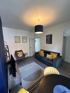 3 bedroom terraced house to rent, Jones Street, Salford M6