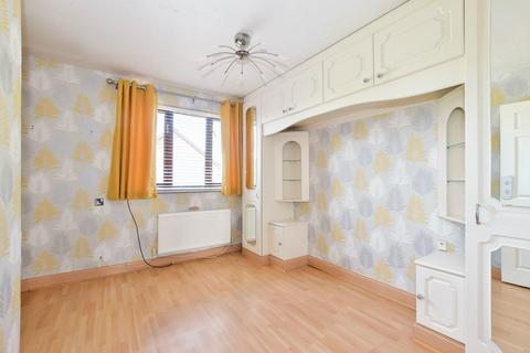 2 bedroom terraced house for sale, Aycliffe Road, Borehamwood WD6