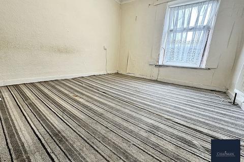 142 Miskin Road, Tonypandy, CF40 2QL