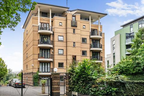 2 bedroom flat for sale, Ridgeway Gardens, Highgate