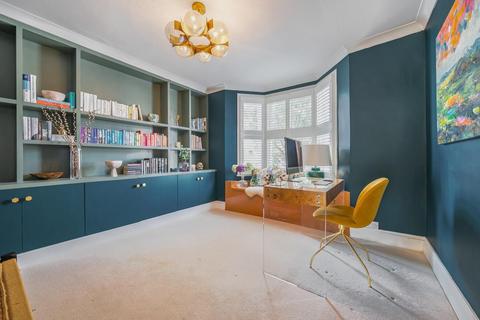 38 Windsor Road, Kingston Upon Thames, KT2 5EY