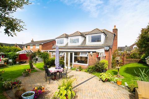 9 Martin Drive, Darwen, BB3 2HW