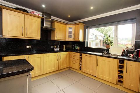 9 Martin Drive, Darwen, BB3 2HW