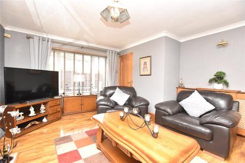 3 bedroom detached house for sale, Chalner Avenue, Morley, Leeds, West Yorkshire