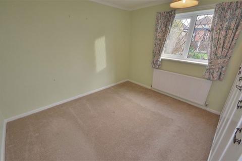 2 bedroom bungalow to rent, Priory Way, Snaith, DN14