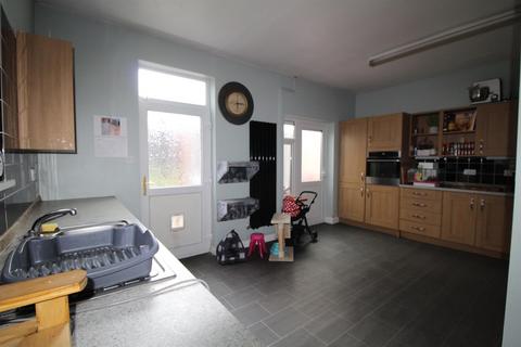 14 Wath Road, Wombwell, Barnsley, S73 0SE