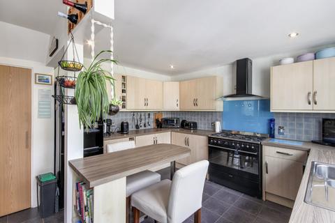 4 Over Minnis, New Ash Green, Longfield, DA3 8JA