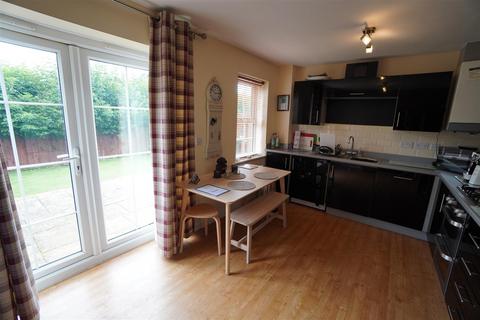 3 bedroom semi-detached house for sale, Carter Street Howden