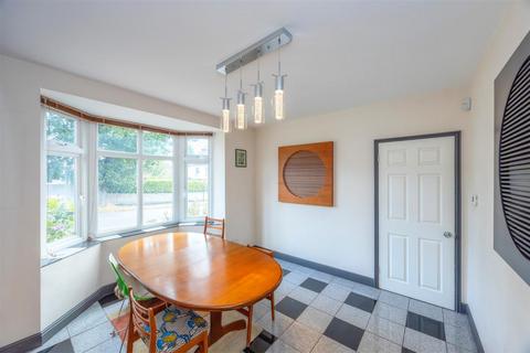 5 Dobcroft Road, Sheffield, S7 2LQ