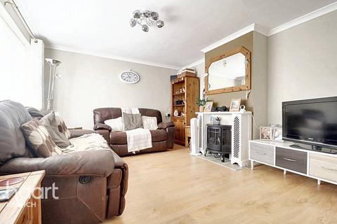 3 bedroom terraced house for sale, Sandpiper Road, Ipswich