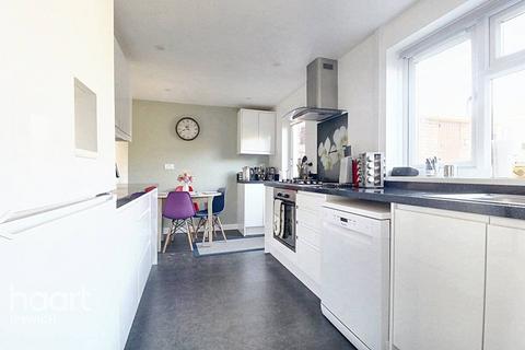 85 Sandpiper Road, Ipswich, IP2 9HT