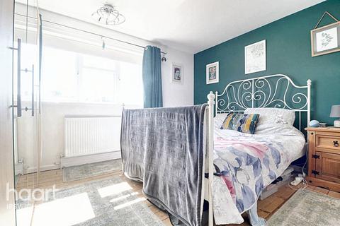 85 Sandpiper Road, Ipswich, IP2 9HT