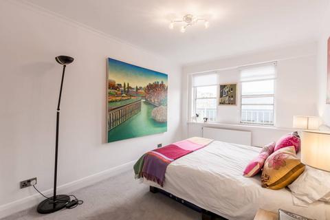 2 bedroom flat to rent, New Cavendish Street, Fitzrovia, London, W1W