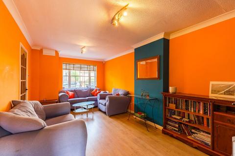 5 bedroom terraced house for sale, Handsworth Avenue, Highams Park, London, E4