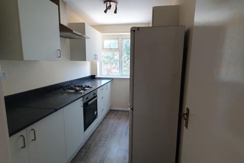 2 bedroom flat to rent, Maryland Square, London E15