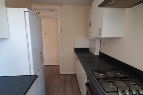 2 bedroom flat to rent, Maryland Square, London E15