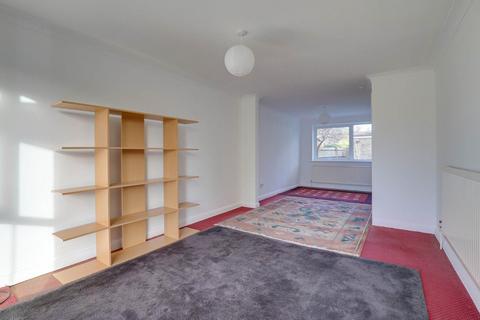 undefined, Langford Close, Emmer Green, Reading