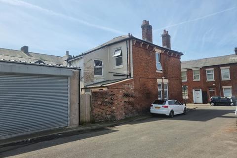 Property to rent, Elcho Street, Preston PR1