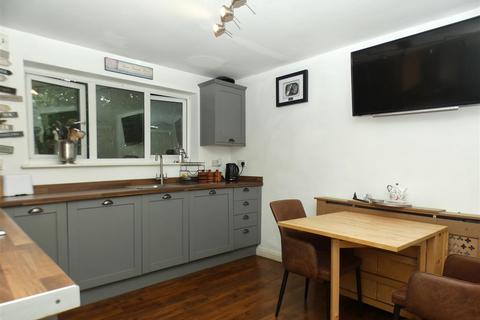 1 Green Road, Prescot, L34 3LU