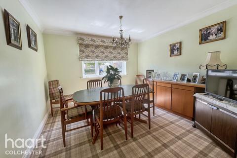 3 bedroom bungalow for sale, Clacton Road, Thorrington