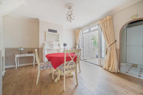 3 bedroom semi-detached house for sale, The Oval, Sidcup