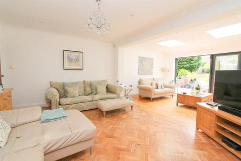 5 bedroom detached house for sale, Banstead Road South, Sutton SM2