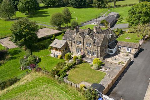 3 bedroom farm house for sale, Greenhead Lane, Burnley BB12