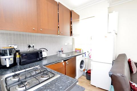 2 bedroom flat for sale, Ling Road, Canning Town, London, E16 4AP