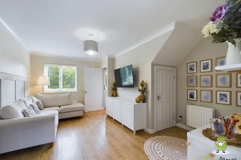 33 Cyprus Road, Hatch Warren, Basingstoke, RG22 4UY