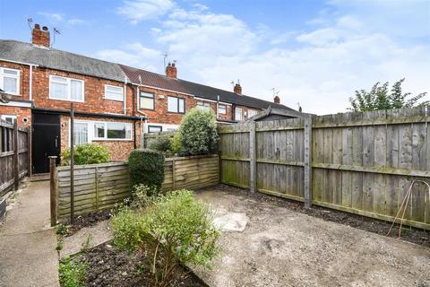 2 bedroom terraced house for sale, Bristol Road, Hull