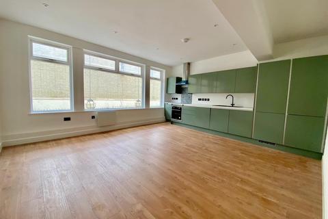 2 bedroom flat to rent, Liverpool Road, Worthing