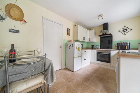 16 Chapel Meadow, Buckland Monachorum, Yelverton, PL20 7LR