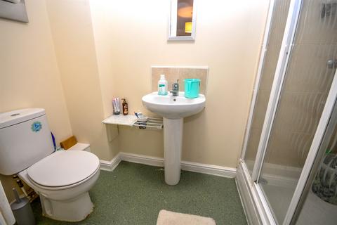 4 Blacklock Close, Gateshead, NE9 6AS